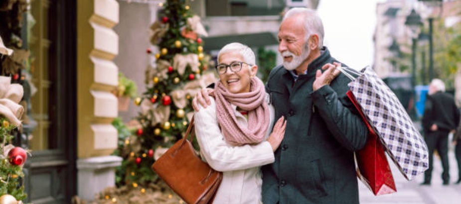 elderly couple holiday shopping
